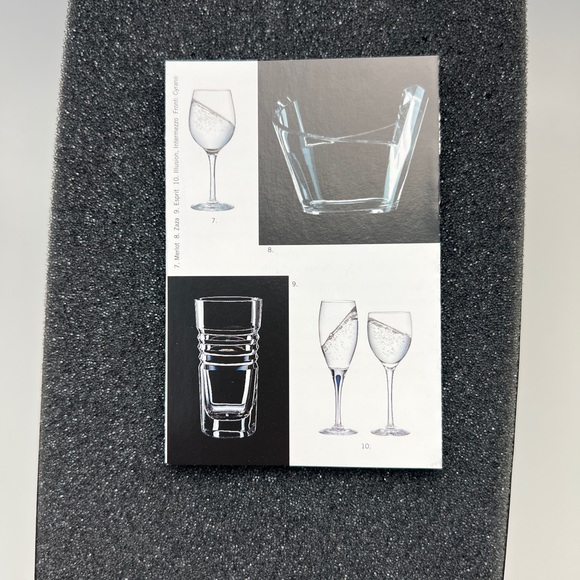 Orrefors Corona Vase brand new in box - Picture 4 of 7